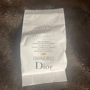 Dior dreamskin fresh & perfect cushion refill new in package